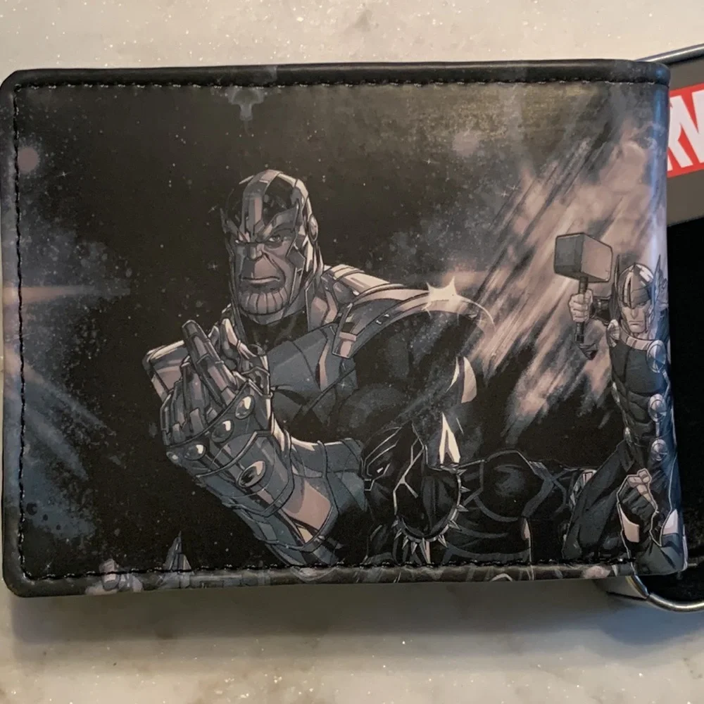 Concept One Marvel Avengers Bifold Wallet in Decorative Tin Case